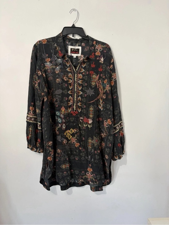 Johnny Was Dresses & Skirts - Johnny Was Black Floral Paisley Embroidered Long Sleeve Tunic
